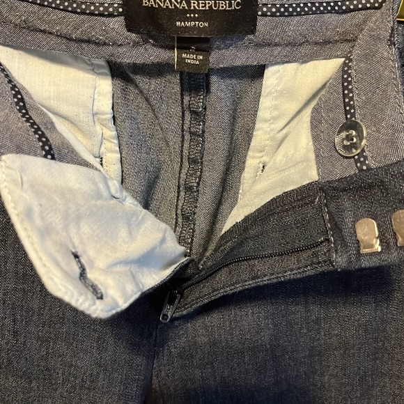 Banana Republic Chambray Hampton fit ankle pants. Size 2. - Picture 5 of 5